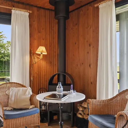 Cozy Summer House With Panoramic View Ferienhaus